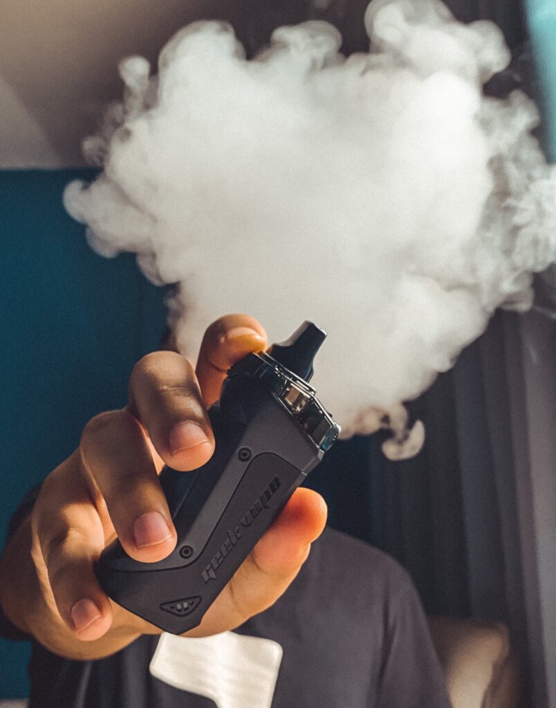 The UK government has taken the decision to ban disposal vapes for adolescents